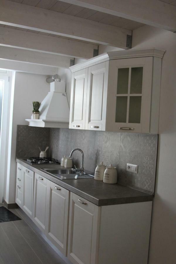 Dimora Della Castellana Apartment Lecce Bagian luar foto
