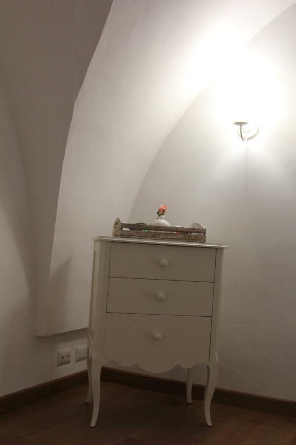 Dimora Della Castellana Apartment Lecce Bagian luar foto